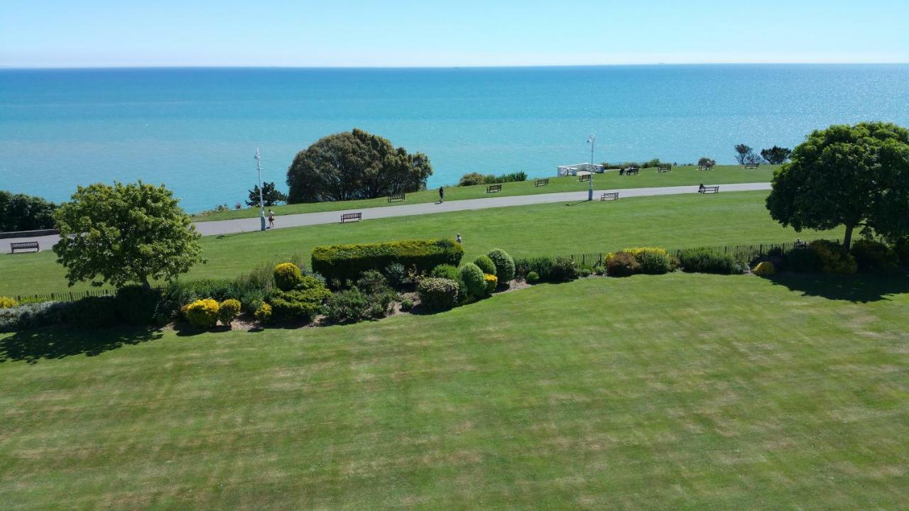 Westward Ho Hotel Folkestone Kültér fotó