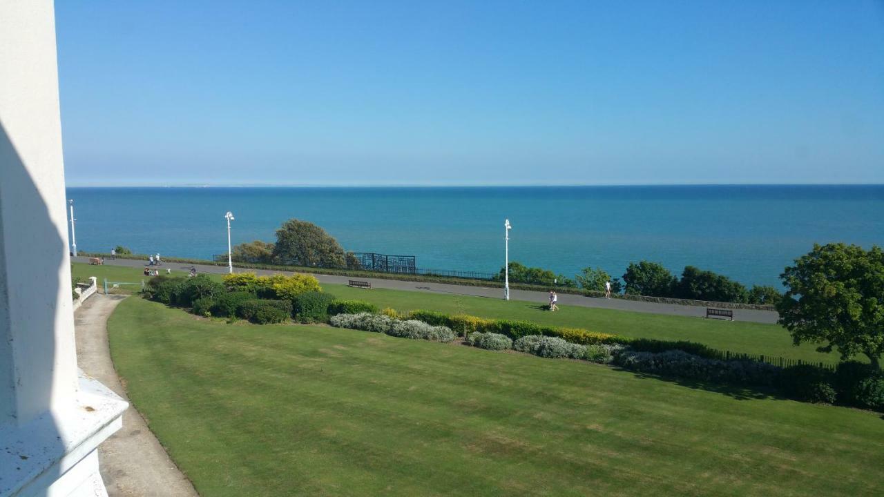 Westward Ho Hotel Folkestone Kültér fotó
